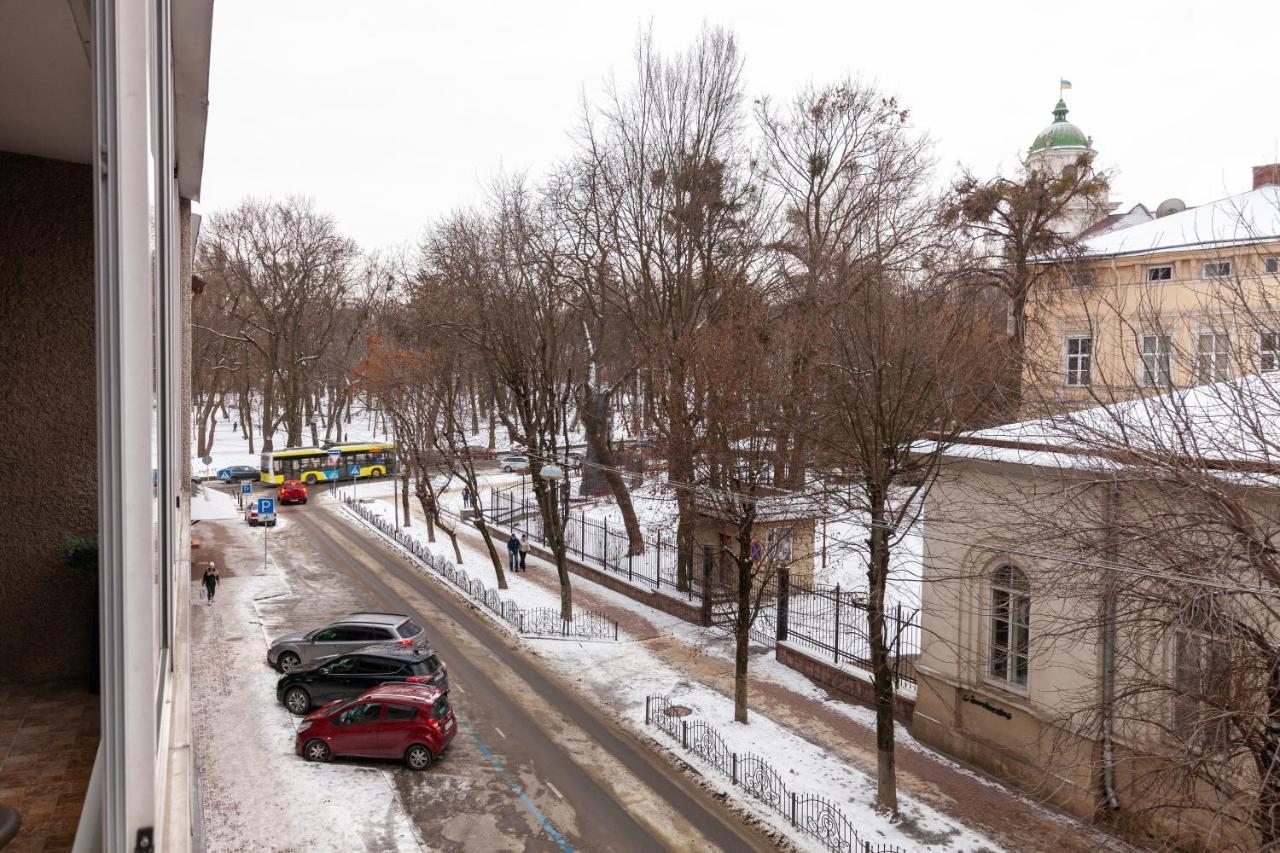 Alfa Apartments Franko University Львов Экстерьер фото